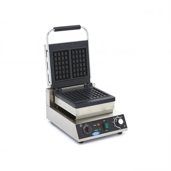 Waffle Maker - Belgian Waffles - non-stick coating, thermostat, timer