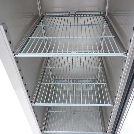 Refrigerator 700L - 3 adjustable shelves 2/1 GN - glass door