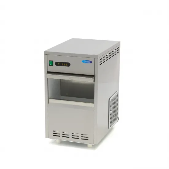 Ice Maker - 30 kg crushed ice in 24 hours - 7 kg storage - Air cooling