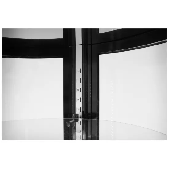 Round Cake Display Case with 4 Shelves - 360L, from 0°C to +6°C