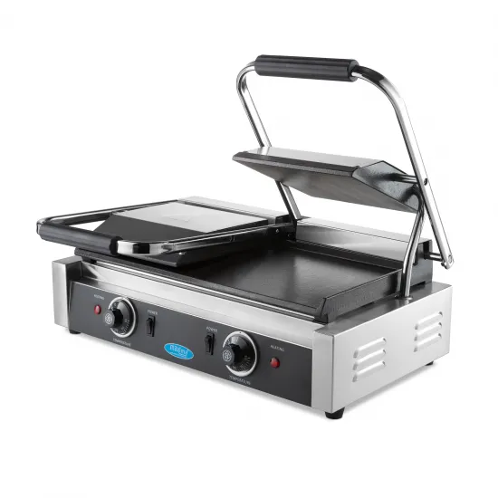 Contact grill - smooth plates 2x22cm - adjustable thermostat